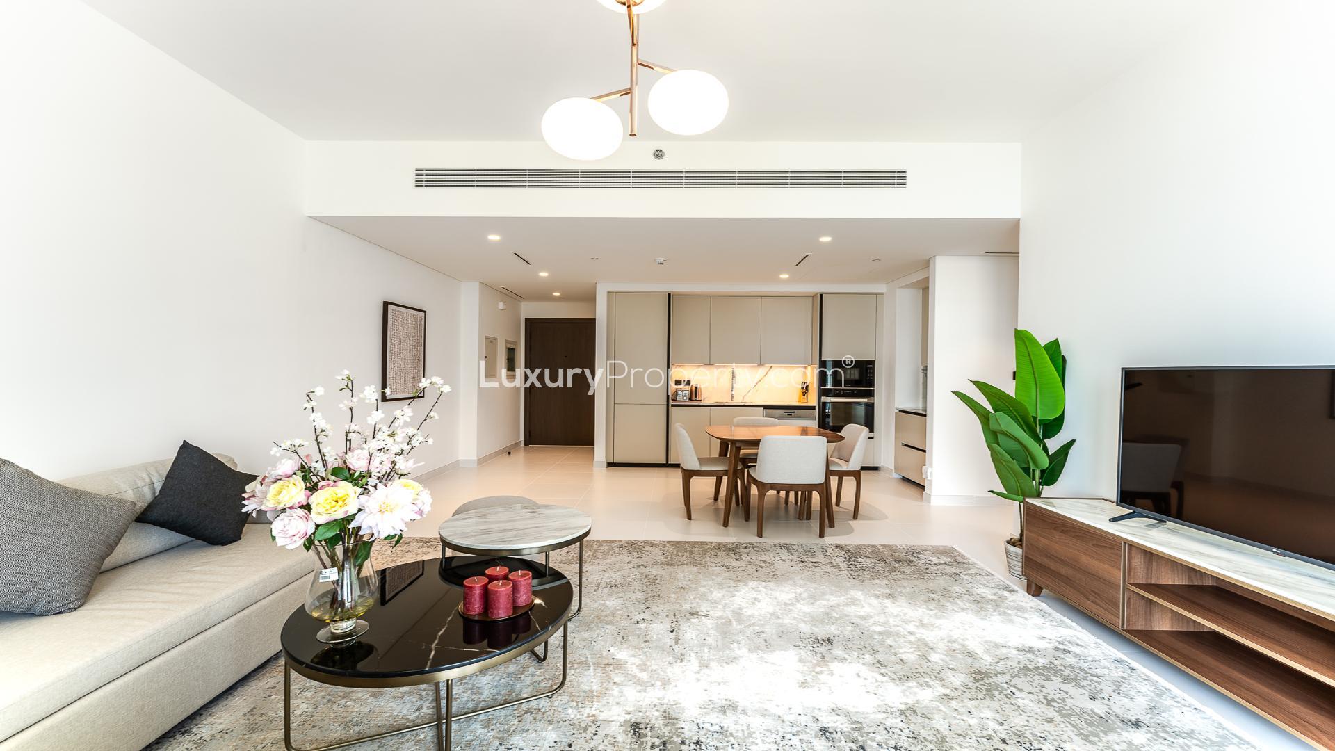 Beachfront apartment view of Dubai Harbour skyline and marina at Emaar Beachfront for rent