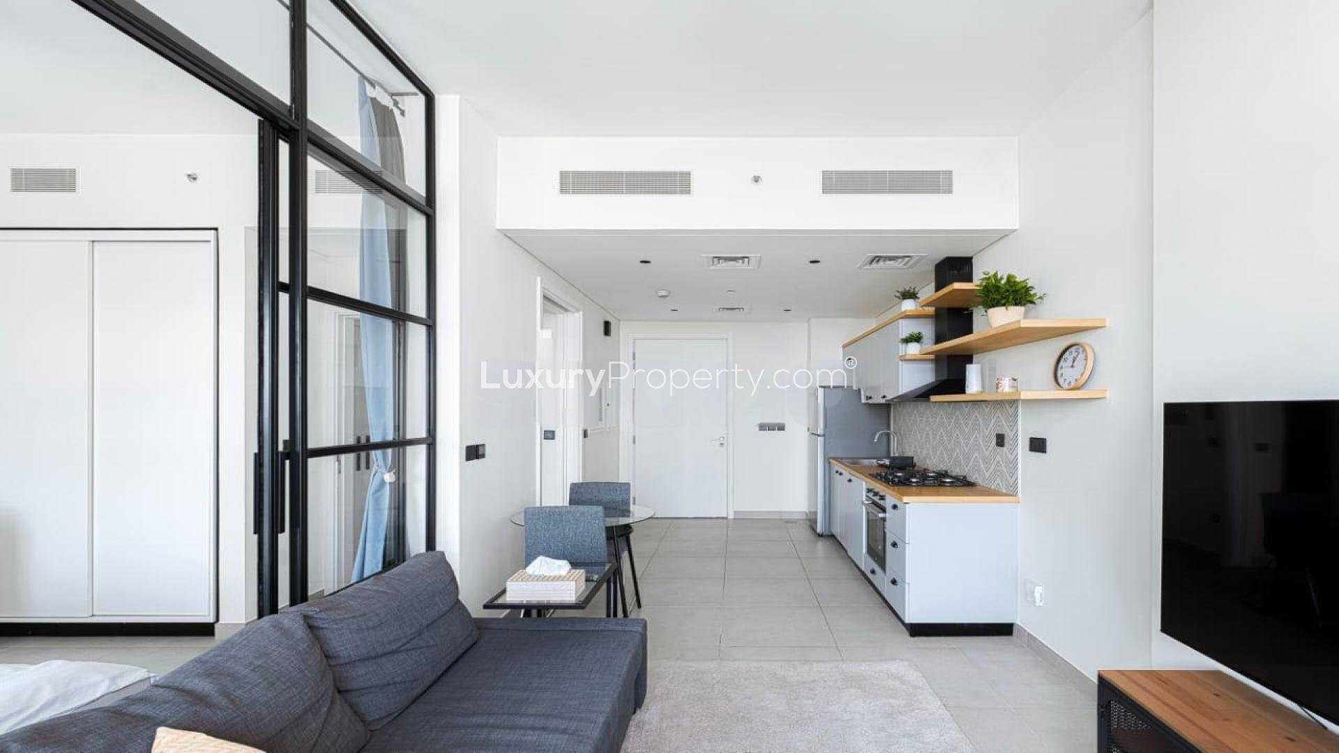 Modern bedroom with balcony view in Dubai Hills Estate apartment for rent, Collective Tower 1