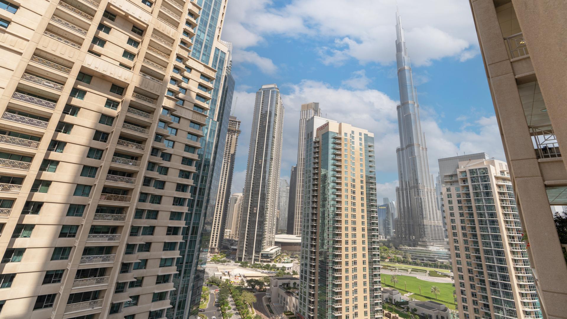 Modern bedroom in 29 Boulevard Tower 2 apartment, Downtown Dubai, available for rent