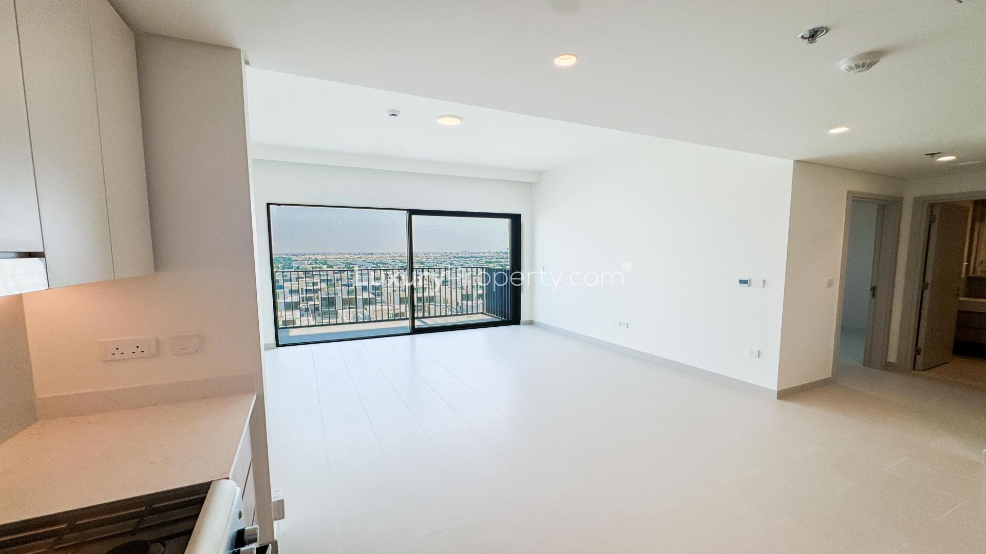 Brand new high-floor apartment kitchen with appliances in Dubai Hills Estate, Park Field