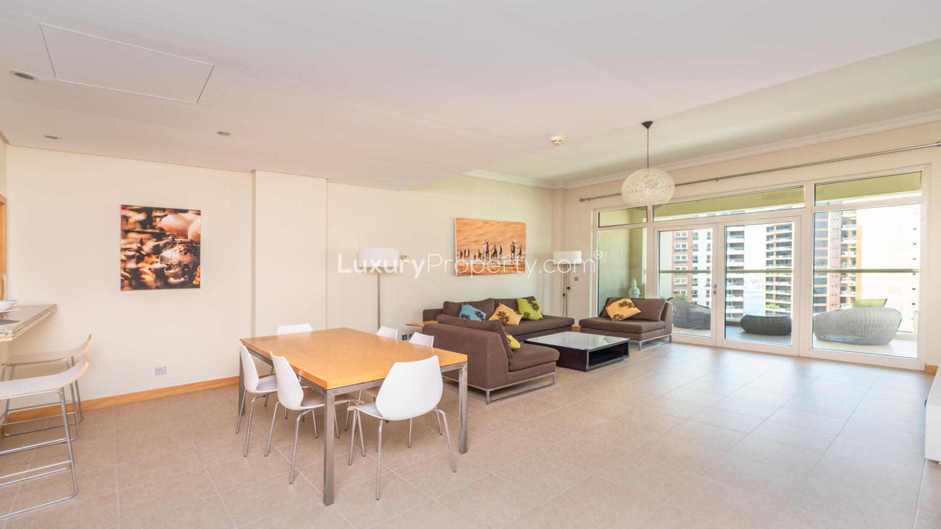 Furnished living room in 1-bedroom apartment, Al Das, Palm Jumeirah, modern decor, spacious layout
