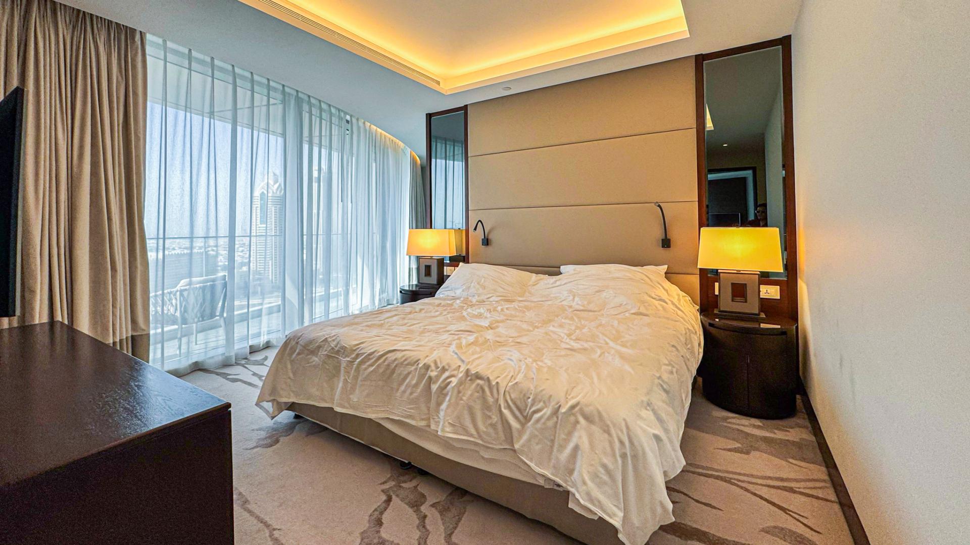 Modern kitchen in 1-bed apartment, Address Sky View Towers, Downtown Dubai. Rent. LP44947