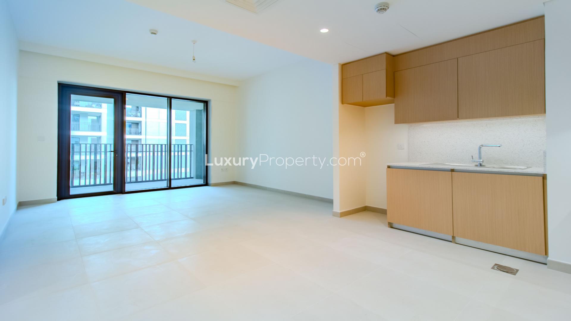 Modern kitchen in brand new apartment, Creek Beach, Dubai Creek Harbour, for rent