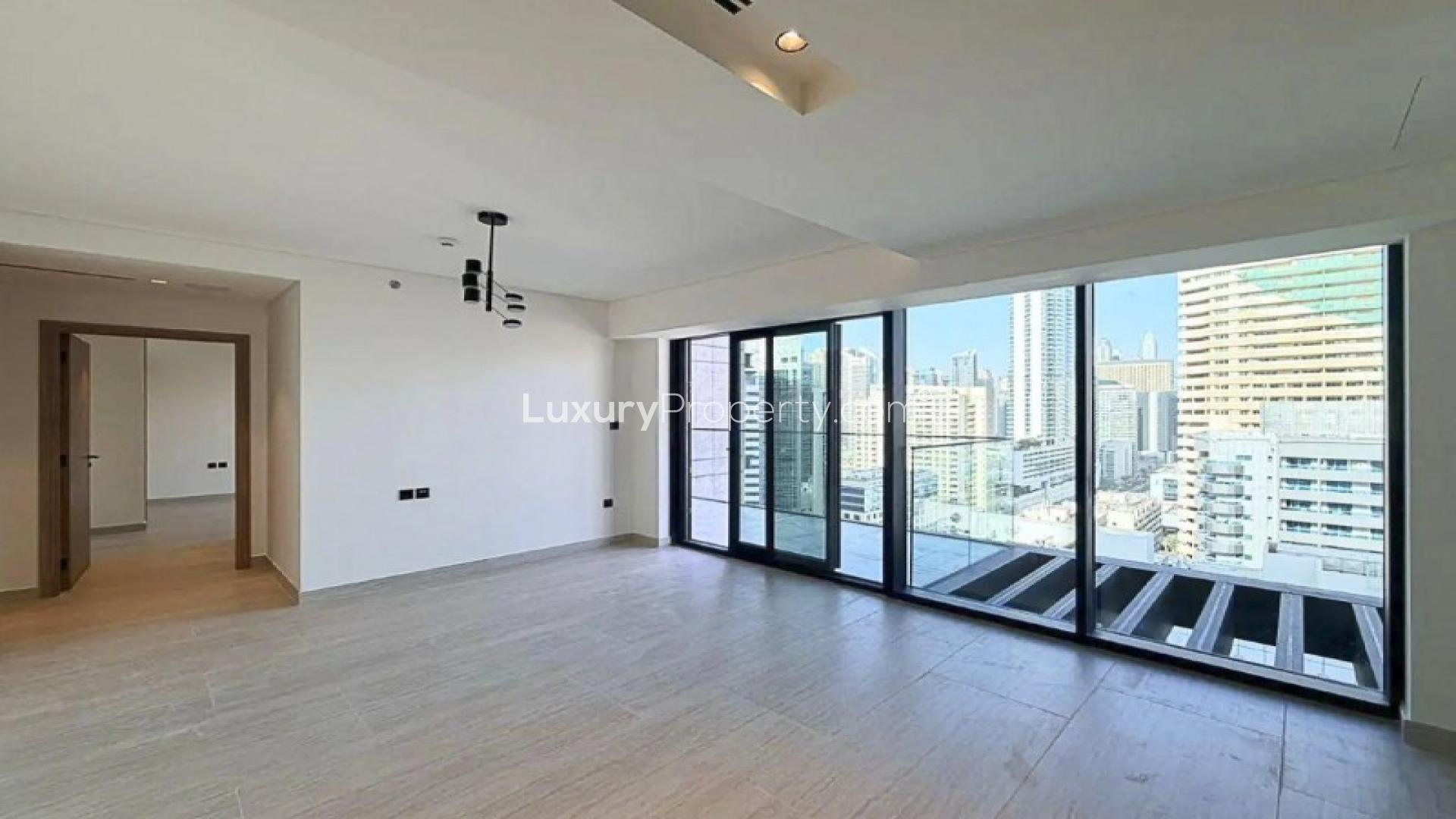 Modern kitchen and living area in Dubai Marina apartment for rent, LP49171
