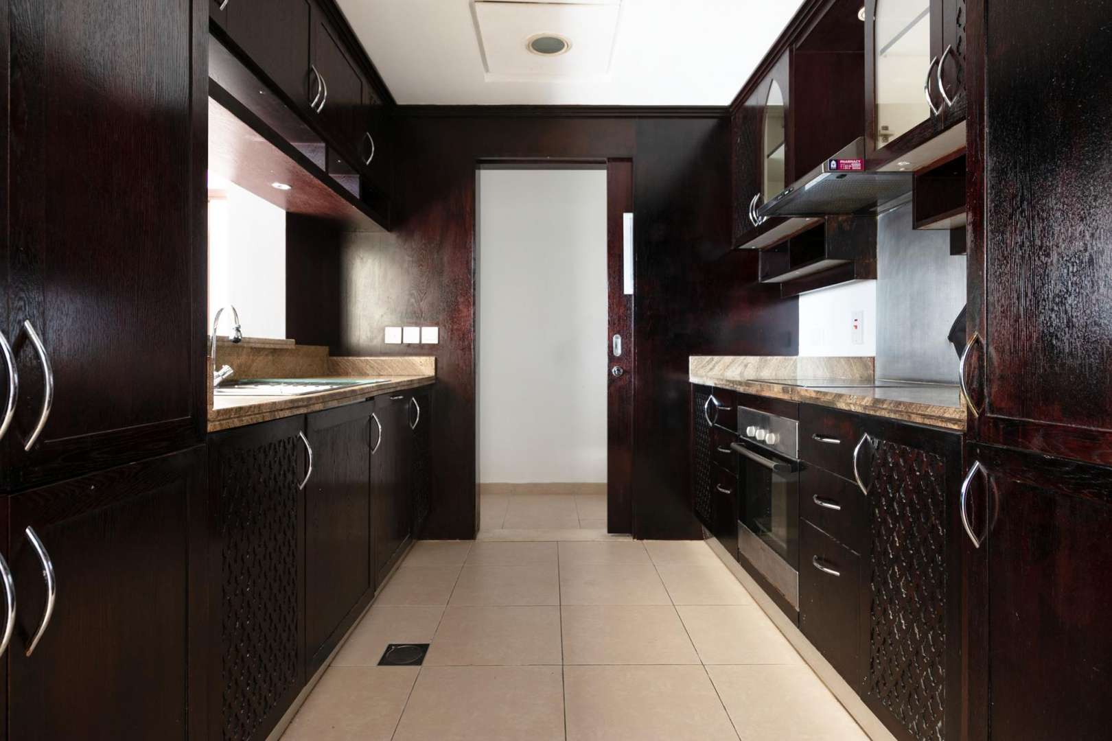 Bright living area in luxury 1-bedroom apartment, Burj Residences, Downtown Dubai