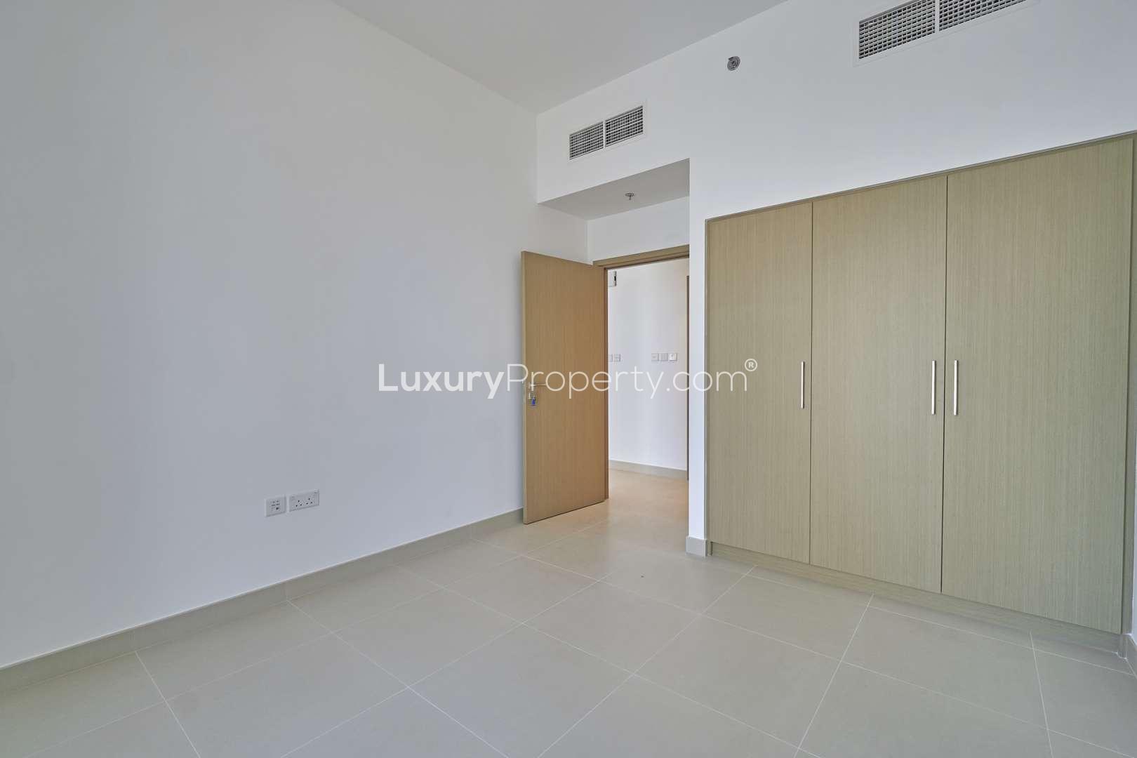 Brand new bedroom with built-in wardrobe in Creek Horizon Tower, Dubai Creek Harbour