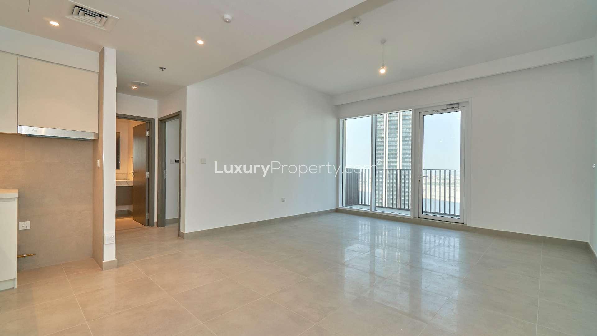 Aerial view of Creek Horizon towers in Dubai Creek Harbour under construction