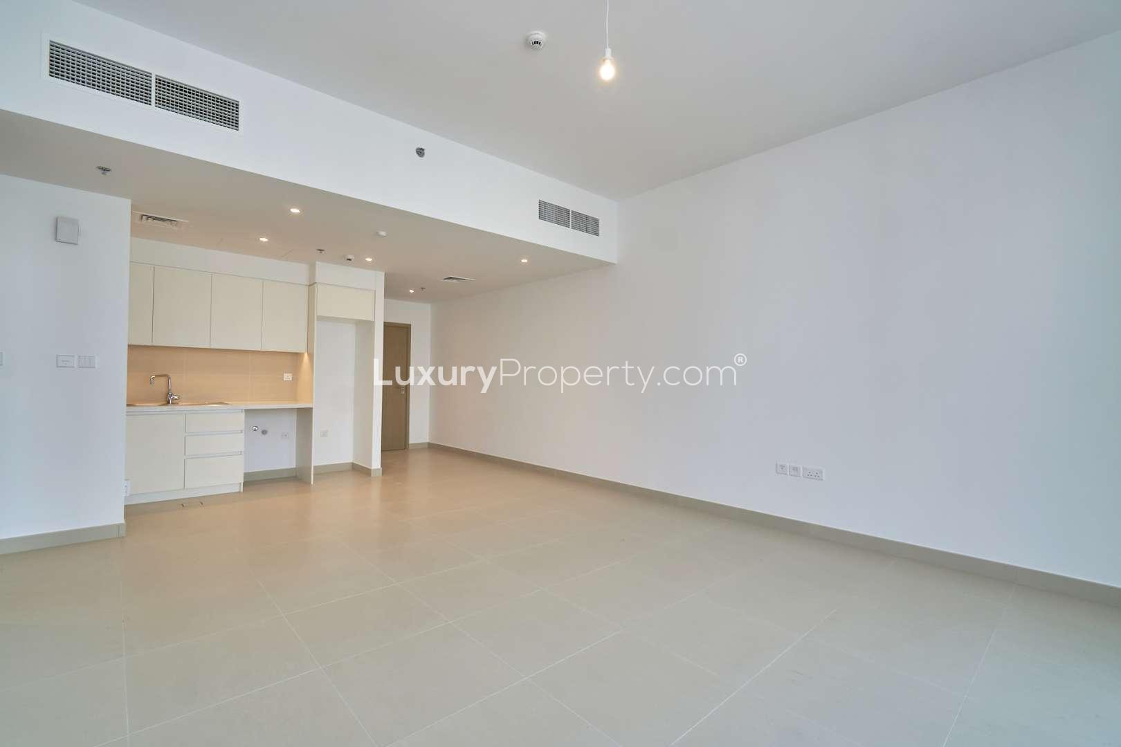 Empty living area in 1-bedroom apartment, Creek Horizon, Dubai Creek Harbour