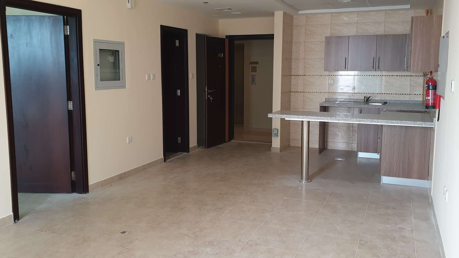 Aerial view from Dubai Star Tower apartment overlooking highways and sea in Jumeirah Lake Towers