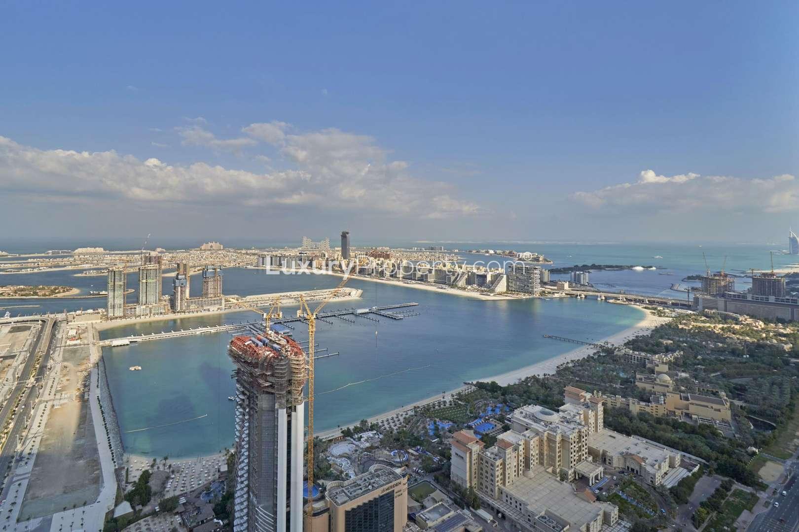 Balcony view from luxury one-bedroom apartment in Elite Residence, Dubai Marina