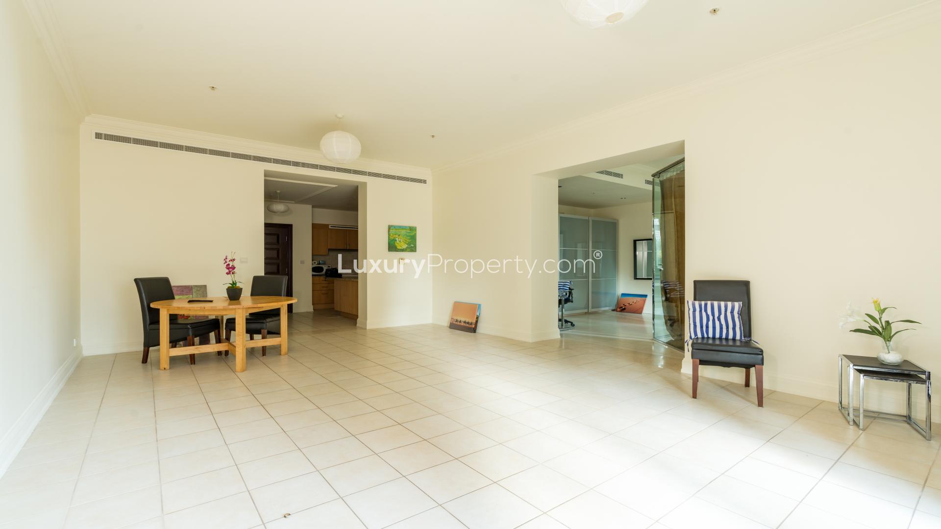 Furnished Dubai Marina apartment with balcony garden, city skyline views, Emaar 6 Towers community