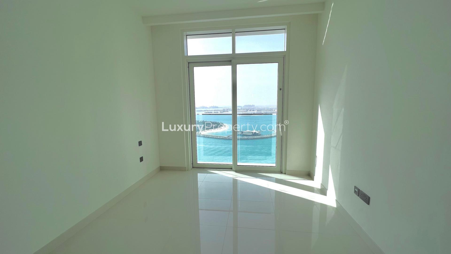 Sea view from 1-bedroom apartment balcony for rent in Dubai Marina, Emaar Beachfront