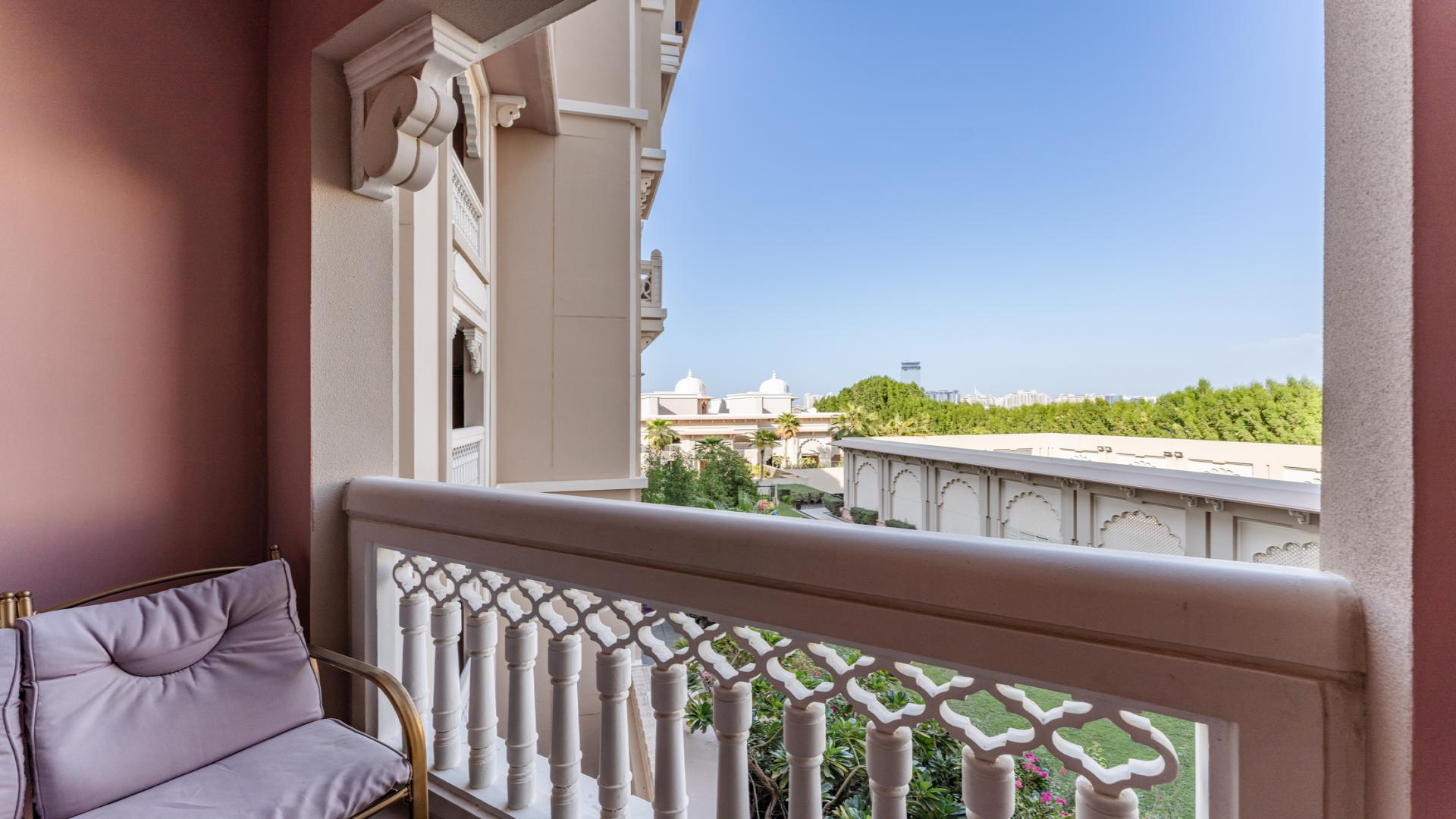 Elegant living room in upgraded 1-bedroom apartment, Grandeur Residences, Palm Jumeirah