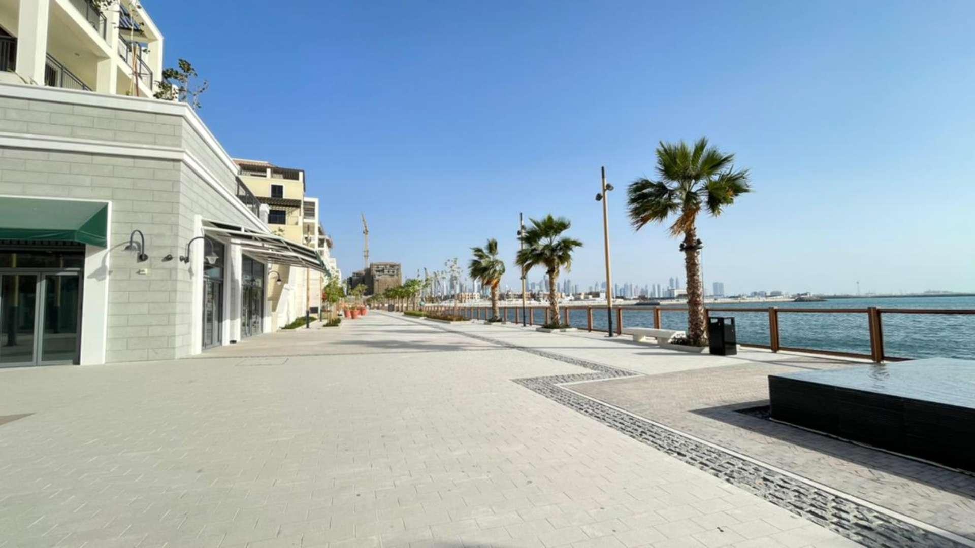 Cozy 1-bedroom apartment interior with wooden flooring in La Mer, Jumeirah for rent