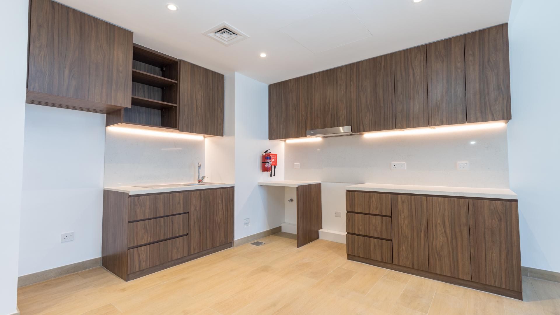 Brand new modern kitchen in 1 bed apartment, La Mer, Jumeirah for rent