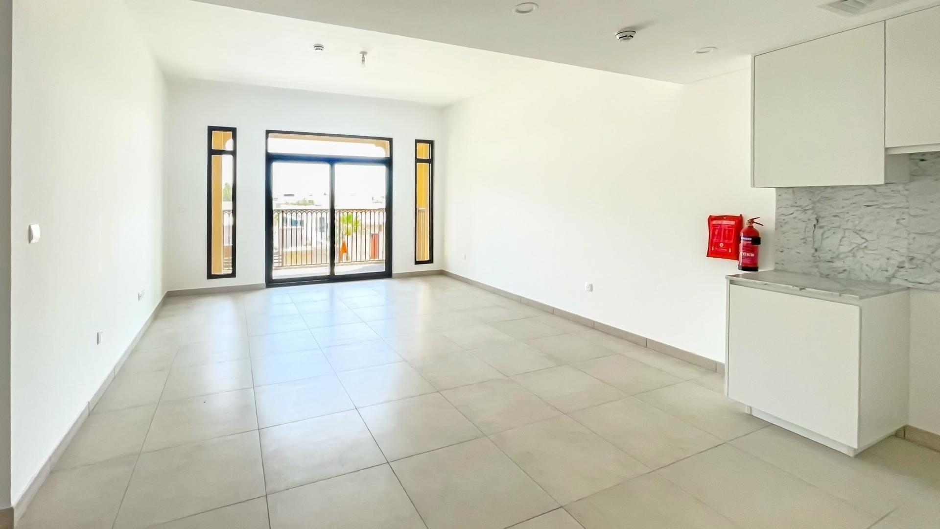 Luxurious apartment pool view in Madinat Jumeirah Living, Umm Suqeim, near iconic architecture