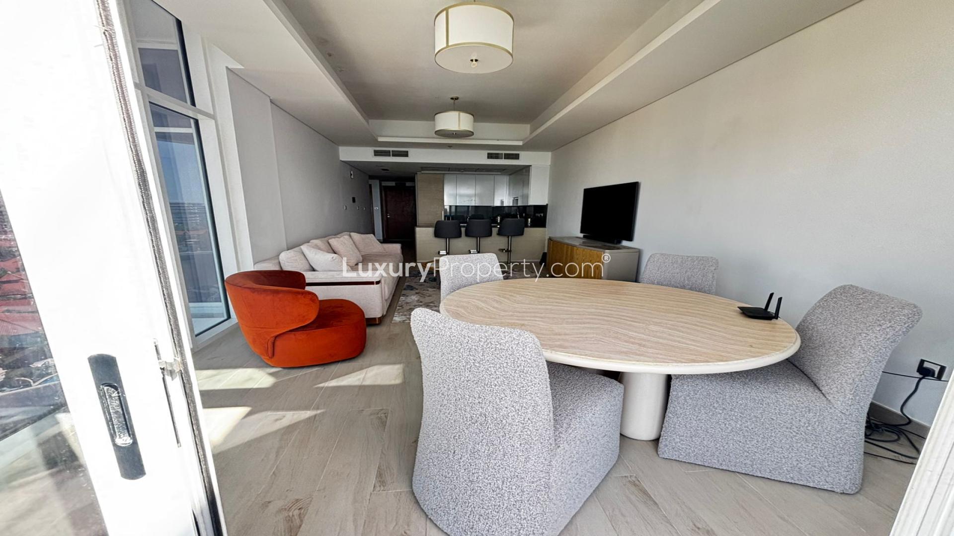 Luxury Azizi Mina apartment with stunning Palm Jumeirah and sea views for rent