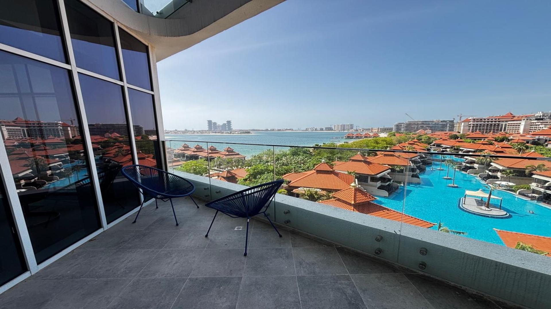 Modern kitchen in furnished 1-bedroom apartment for rent at Azizi Mina, Palm Jumeirah