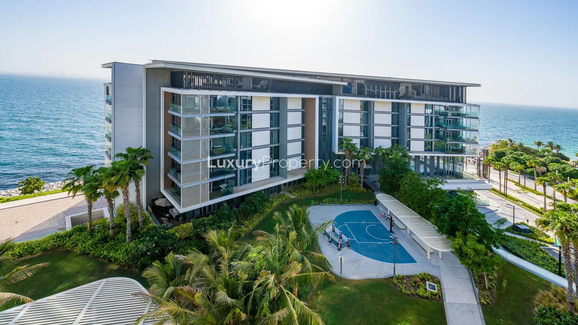 Elegant Bluewaters apartment with sea views, lush gardens, and modern architecture for rent