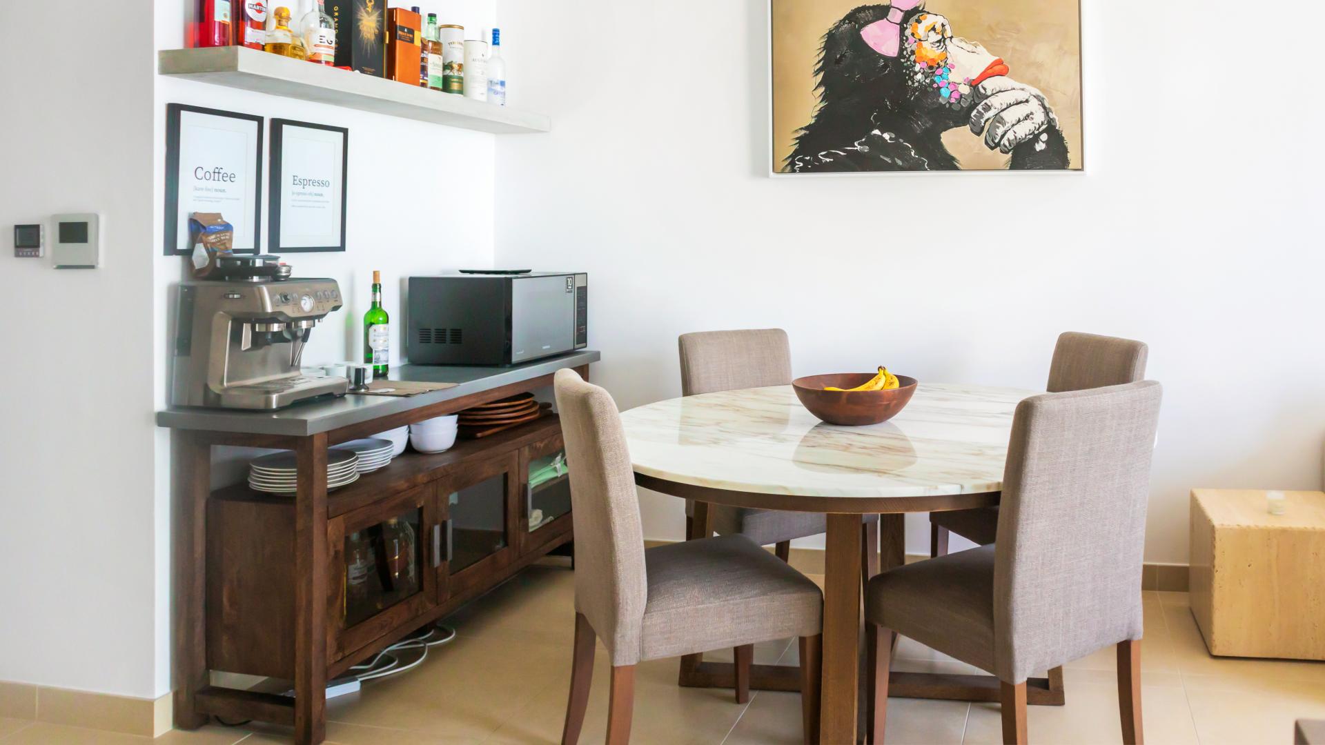 Luxurious living room in 1-bedroom apartment, Marina Gate 2, Dubai Marina, stunning city view