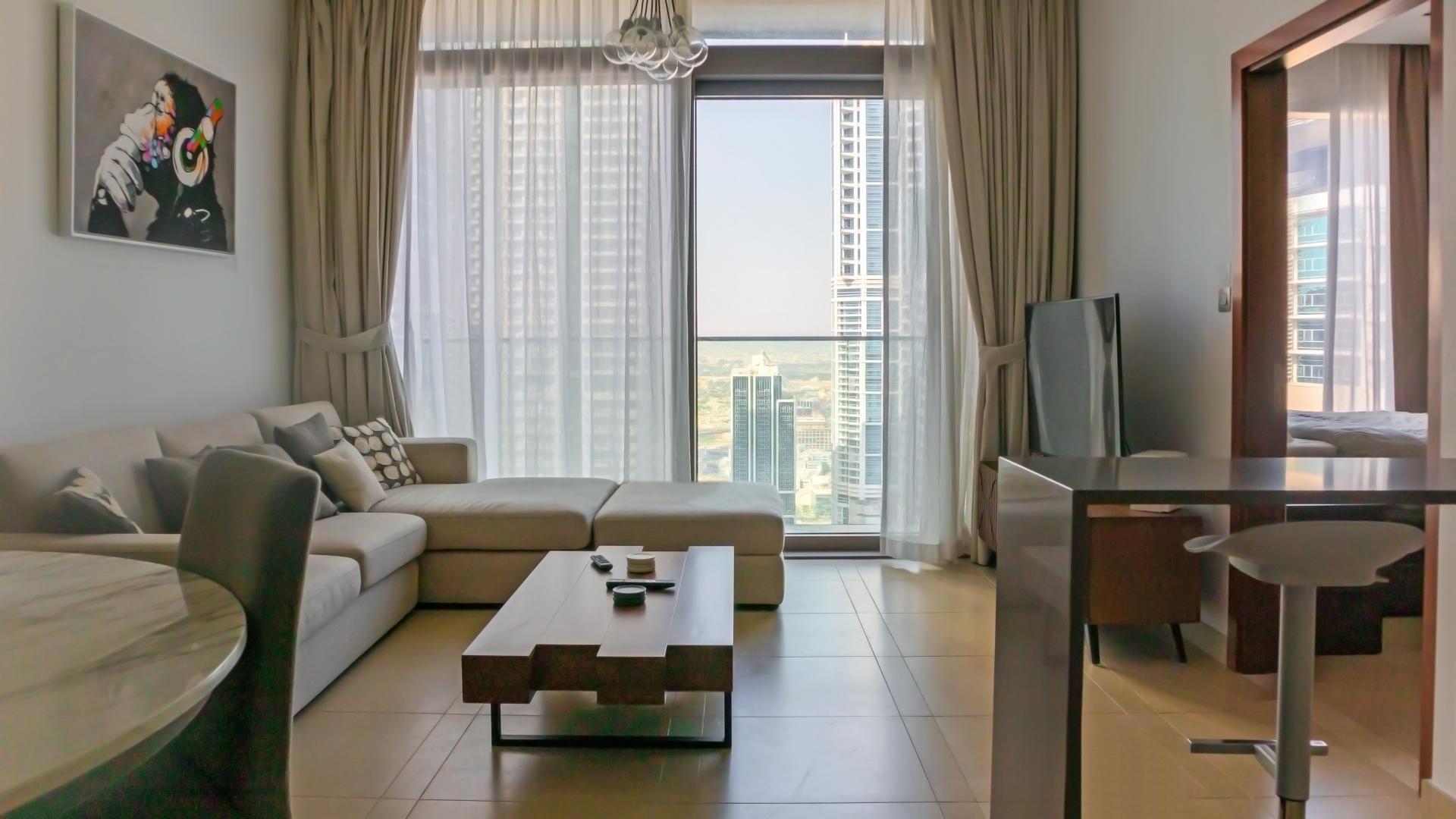 View of Marina Gate 2 skyscrapers in Dubai Marina, showcasing luxury apartment surroundings