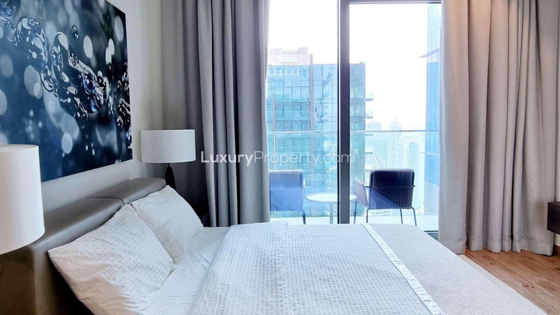 Modern kitchen in fully furnished luxury apartment, Marina Gate, Dubai Marina