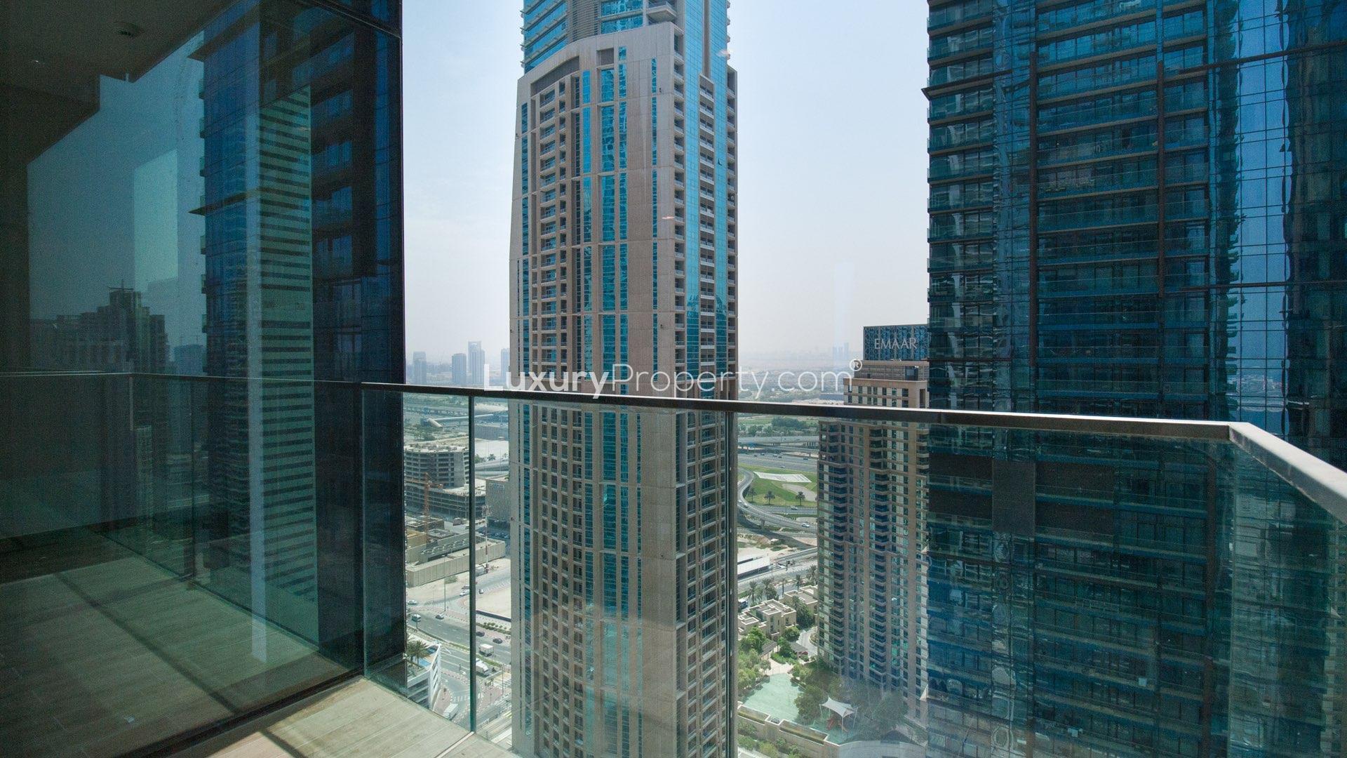 Modern unfurnished apartment with waterfront views, large windows in Dubai Marina's Marina Gate