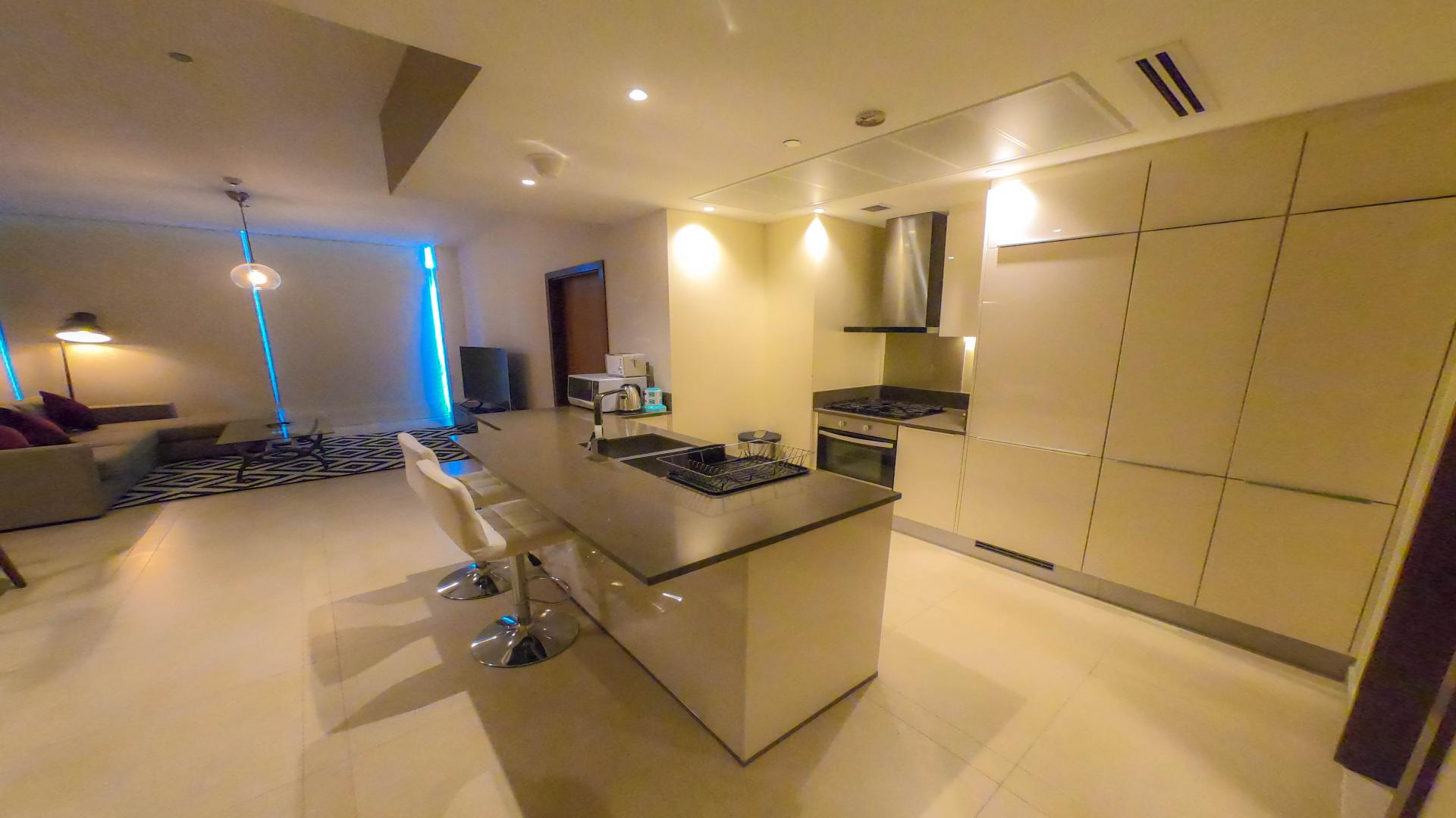 One-bedroom apartment in Marina Gate, Dubai Marina with modern decor and city view