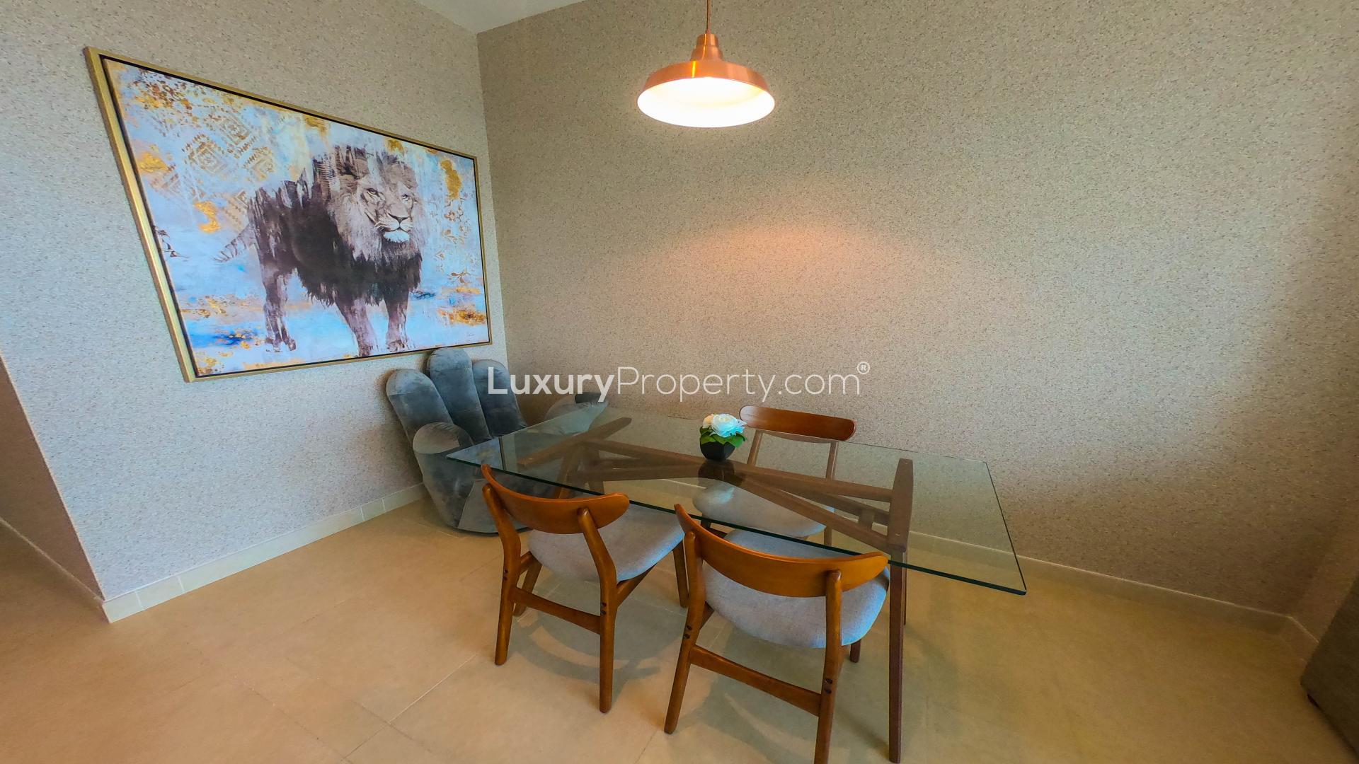 Modern kitchen in luxurious 1-bedroom apartment, Marina Gate, Dubai Marina, available for rent