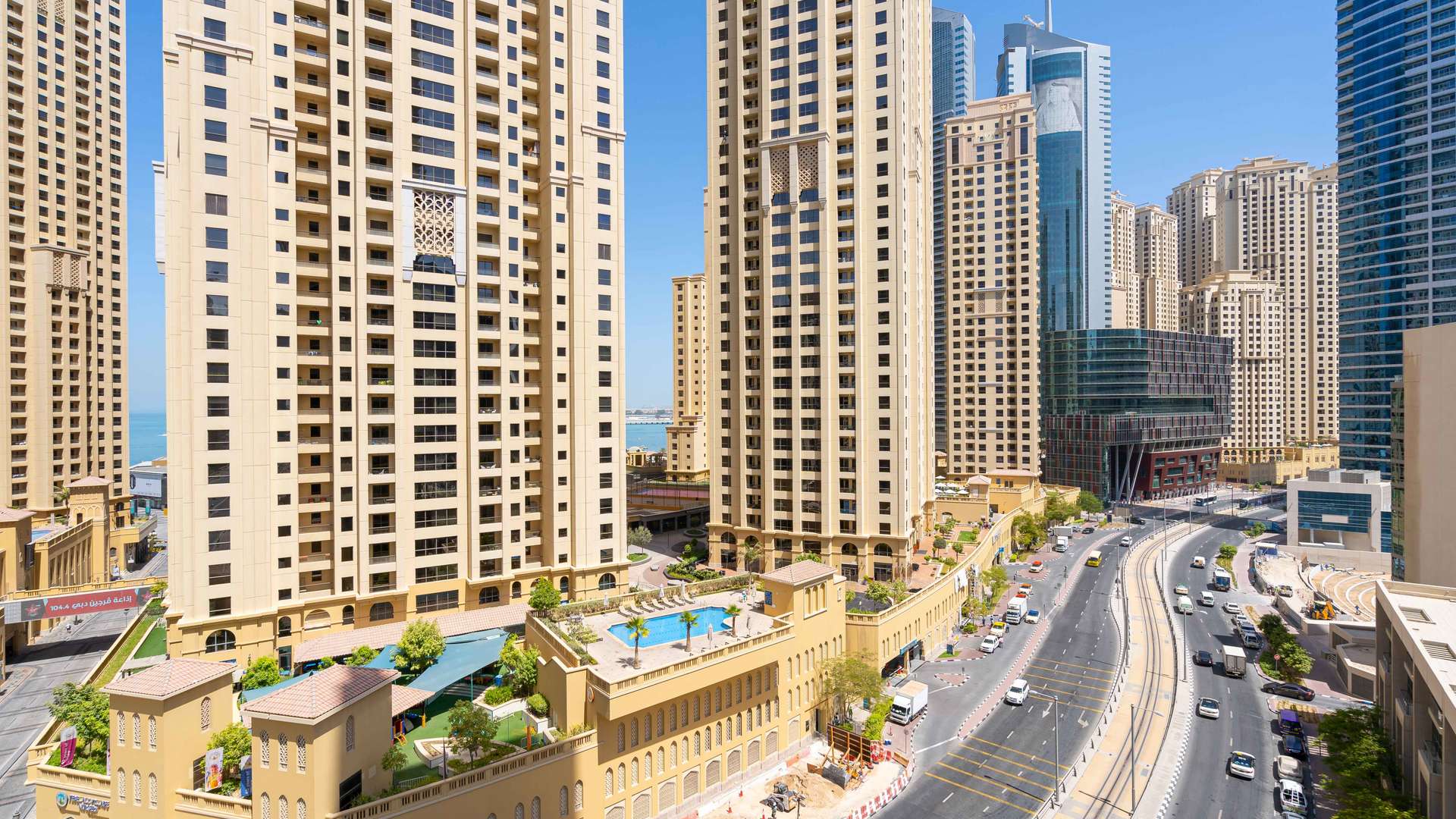 Balcony view from 1-bedroom apartment in Marina Quay West, Dubai Marina, showing cityscape