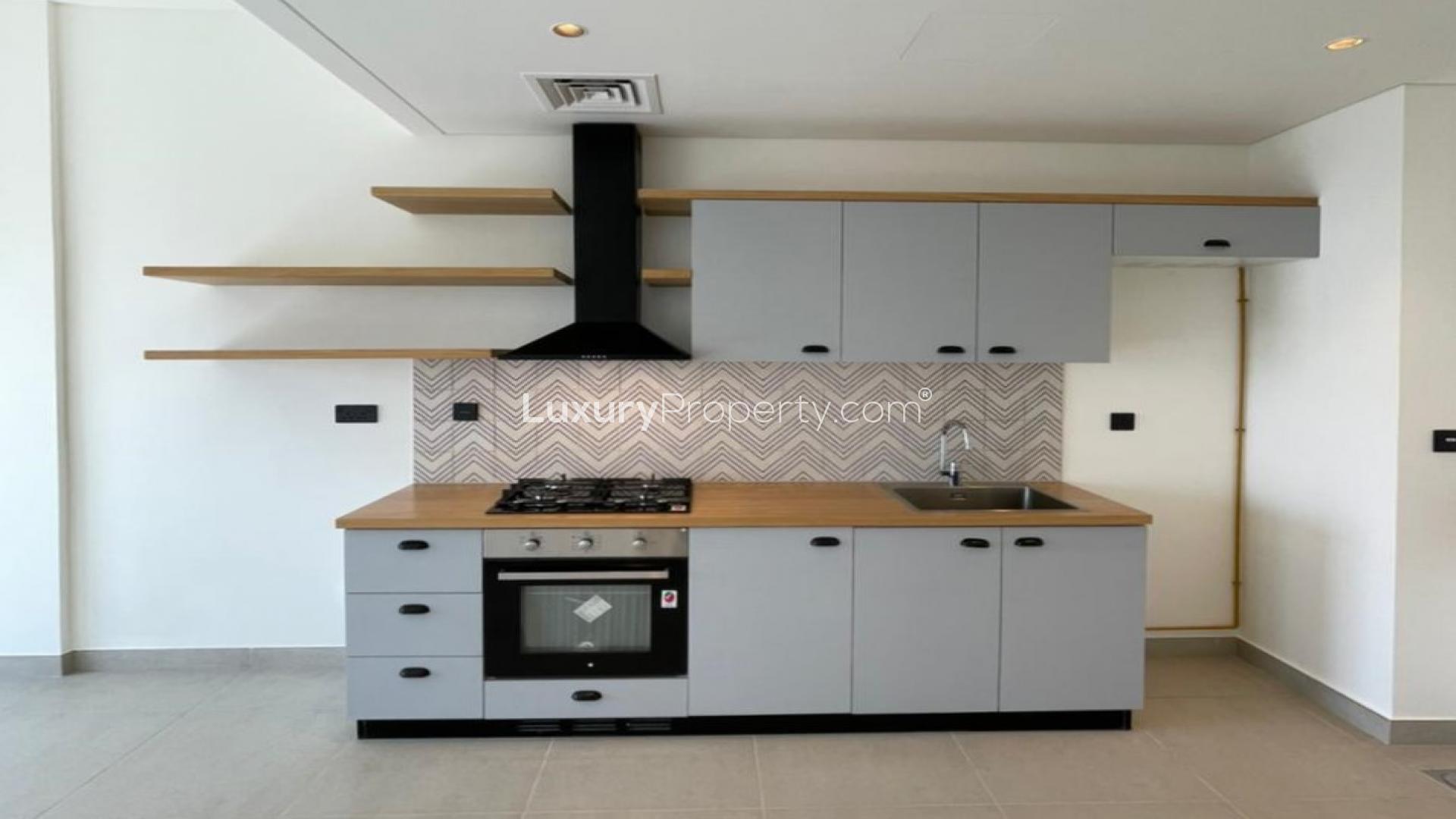 Modern kitchen interior in stylish Dubai Hills Estate apartment for rent, LP40126