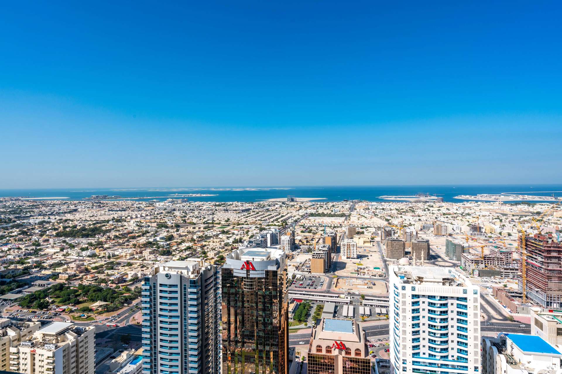 Modern bathroom in 1-bedroom apartment, Maze Tower, DIFC, featuring sleek design and luxury finishes
