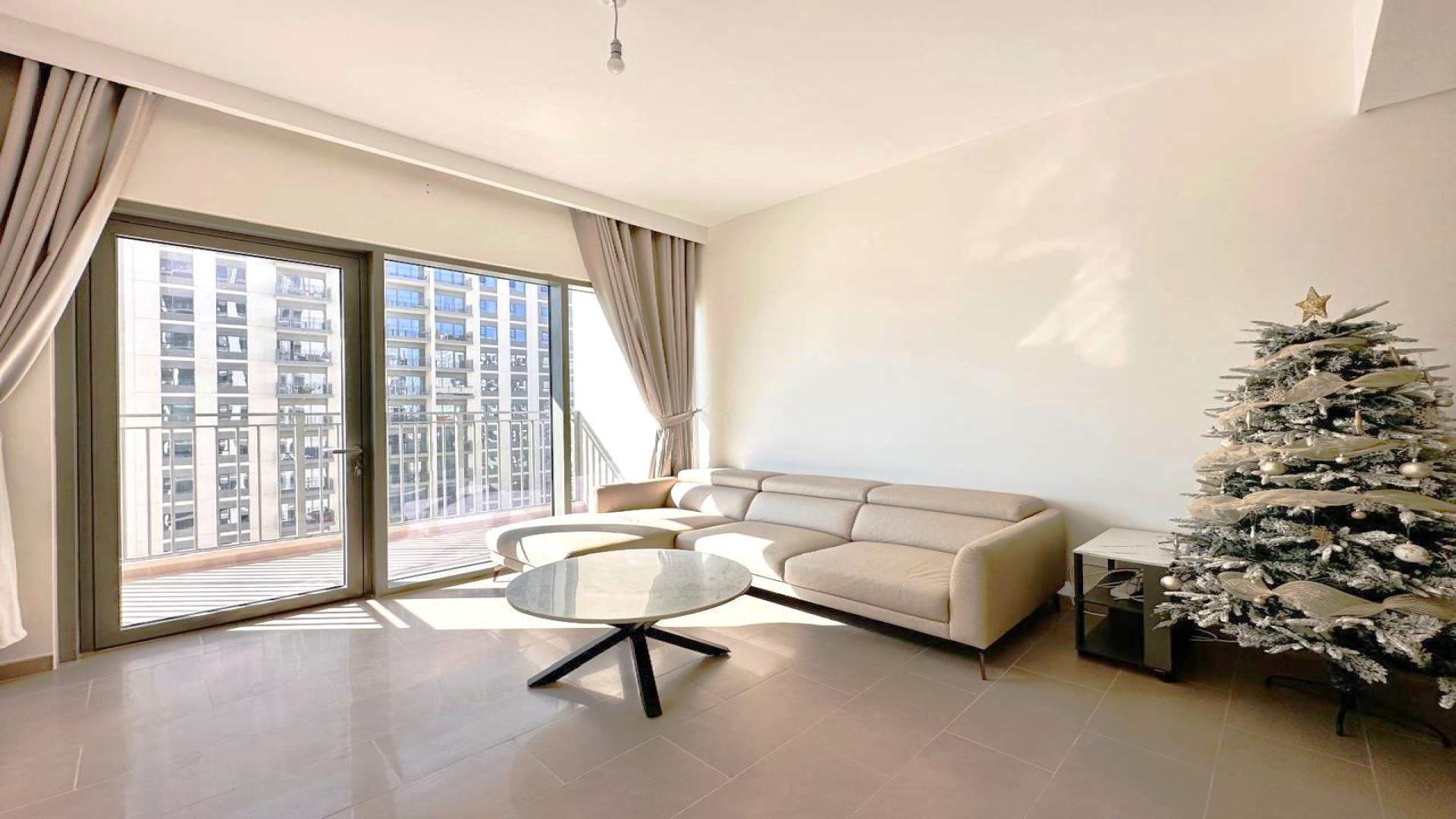 Modern kitchen and dining area in 1-bedroom apartment, Park Heights, Dubai Hills Estate