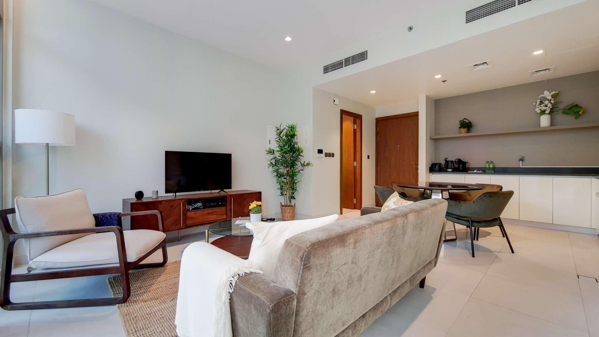 Modern living room in one-bedroom apartment, No.9 Dubai Marina, available for rent