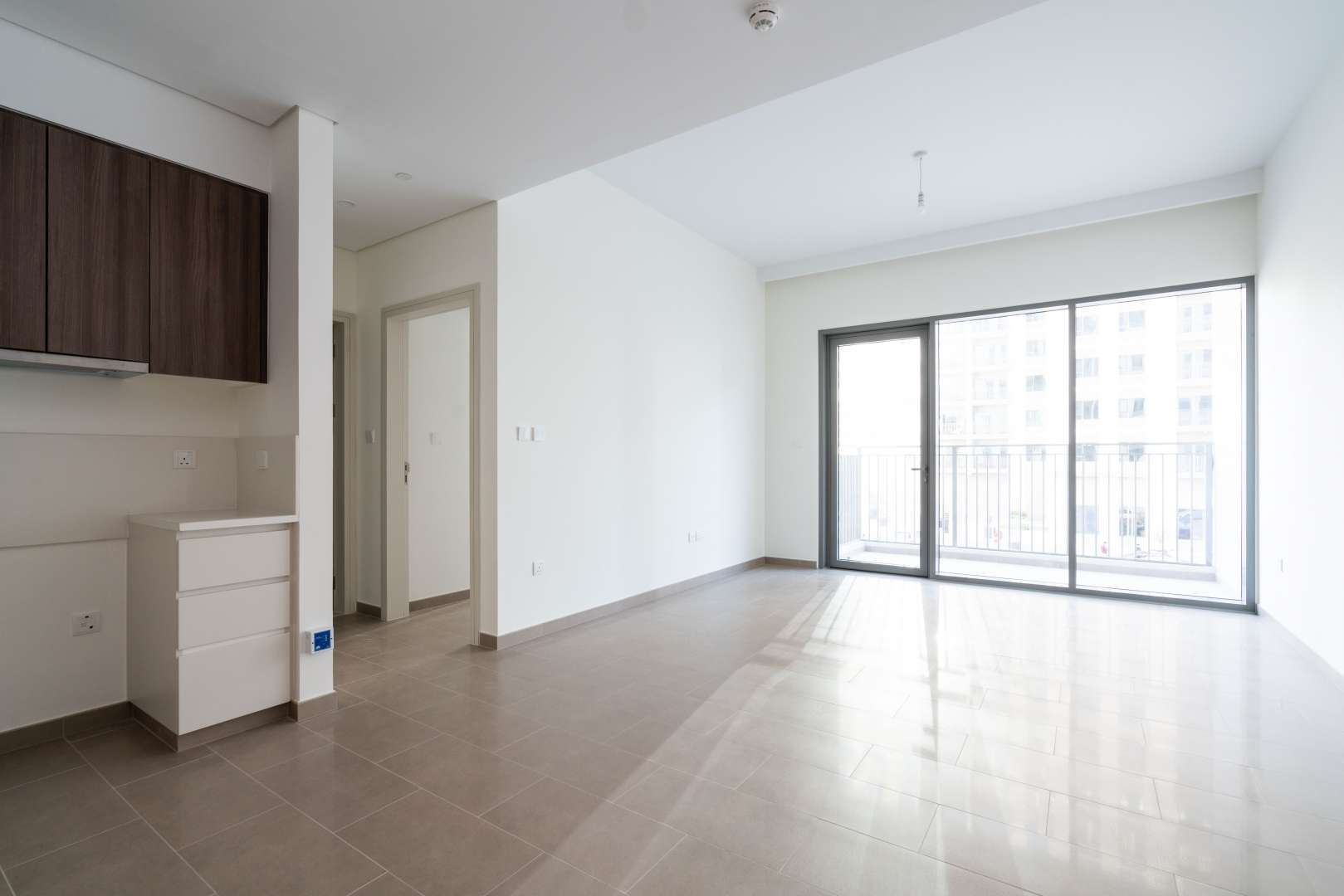 Modern bathroom in 1-bedroom apartment, Park Heights II, Dubai Hills Estate, available for rent