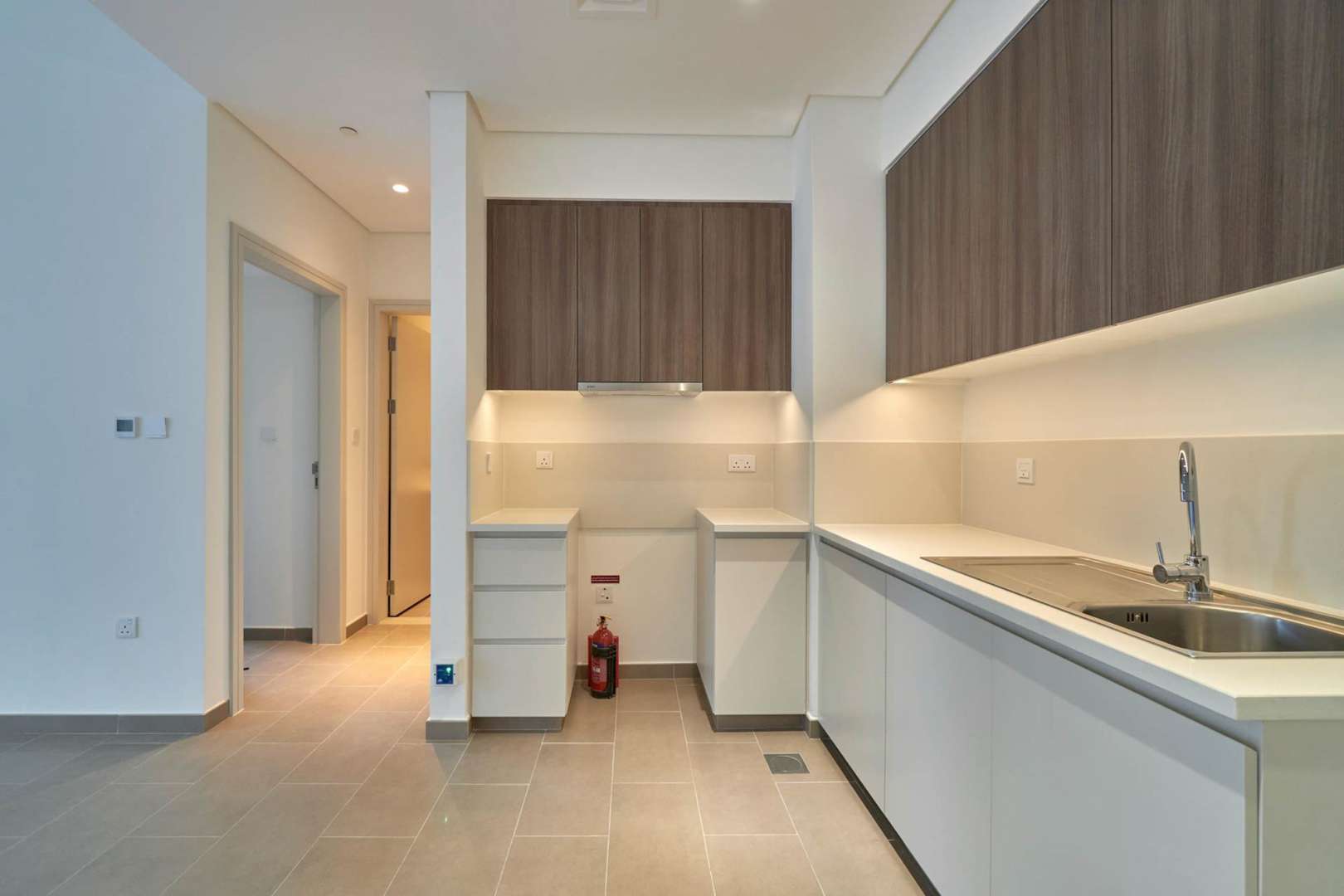Modern kitchen in 1-bedroom apartment, Park Heights 1, Dubai Hills Estate