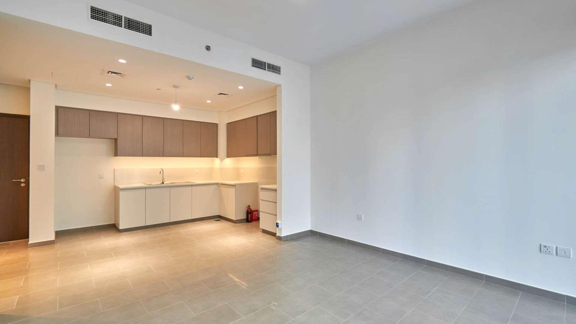 Chiller-free 1-bedroom apartment in Park Heights, Dubai Hills Estate with pool view