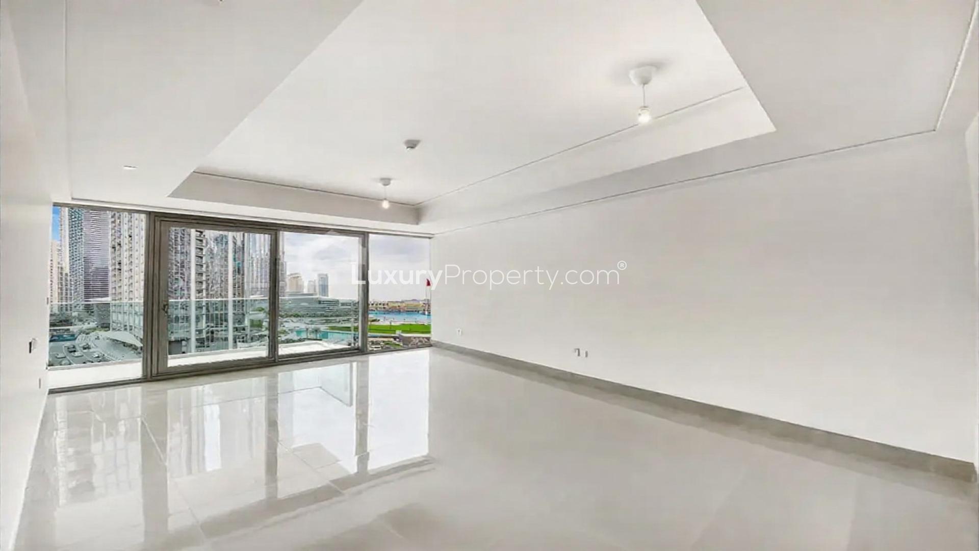 View of Downtown Dubai skyline from Opera Grand apartment for rent, LP48630