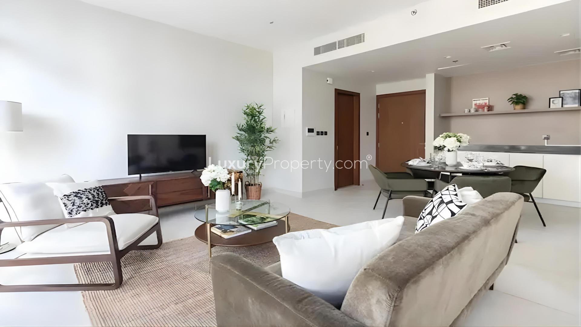 Modern open-plan kitchen and living area in Dubai Marina apartment for rent, No. 9 community