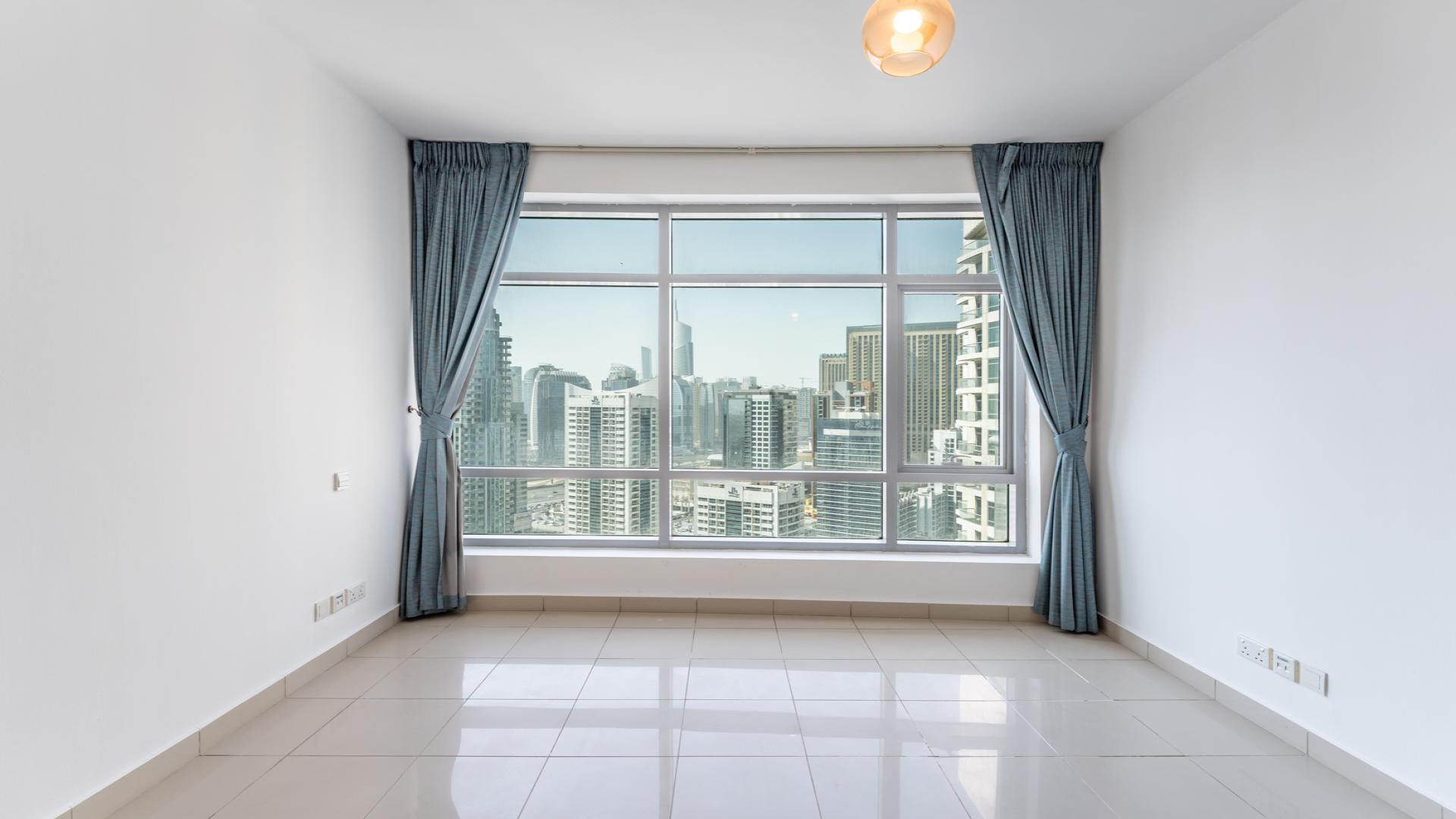 Balcony with marina view in 1-bedroom apartment, Bonaire Tower, Dubai Marina, for rent