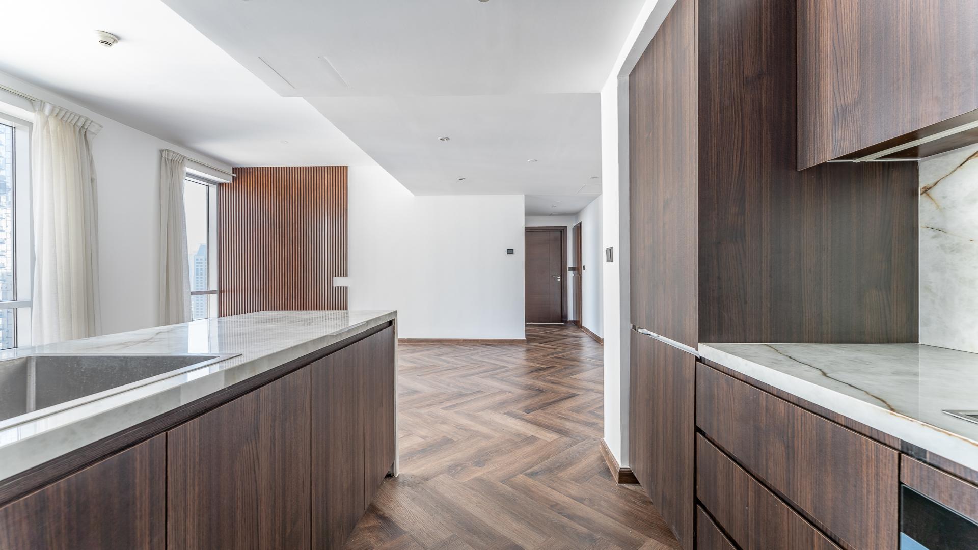 High-floor apartment kitchen with modern finishes in Sanibel Tower, Dubai Marina