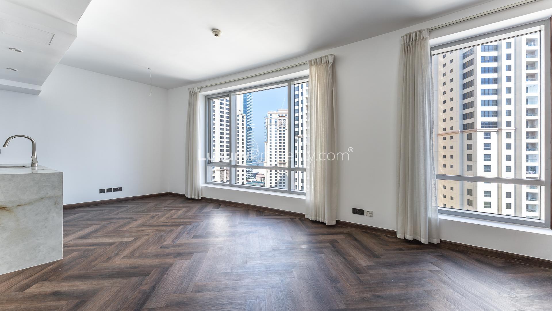 High-floor upgraded kitchen in Sanibel Tower apartment, Dubai Marina, Park Island