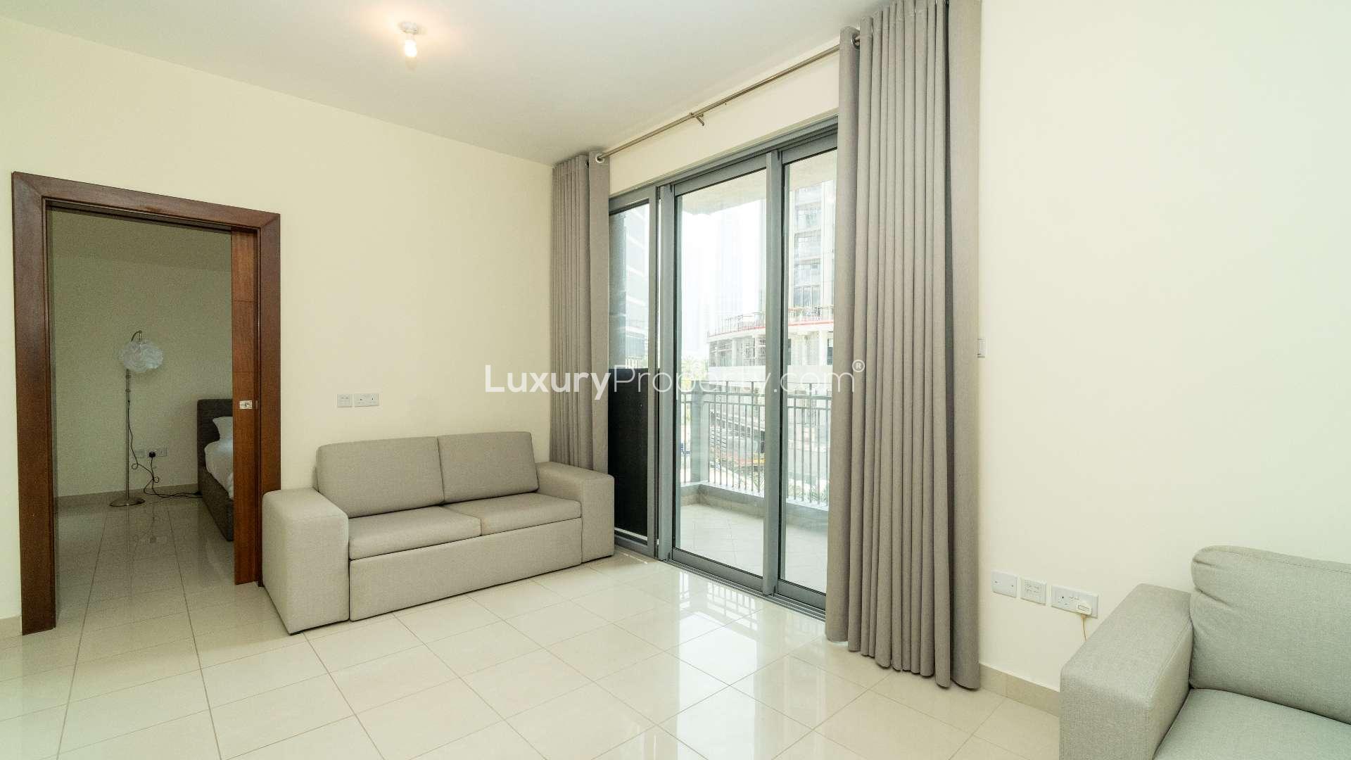 Modern bathroom in 1-bedroom apartment, Standpoint Towers, Downtown Dubai, available for rent