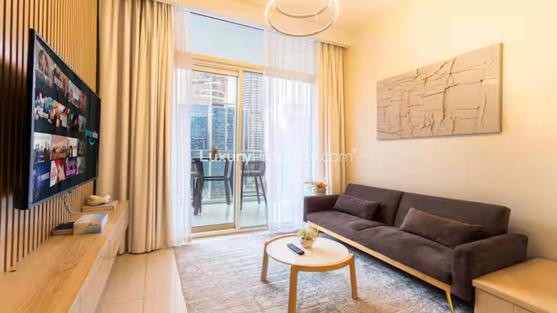 Luxurious pool view at Vera Residences, Business Bay apartment for rent