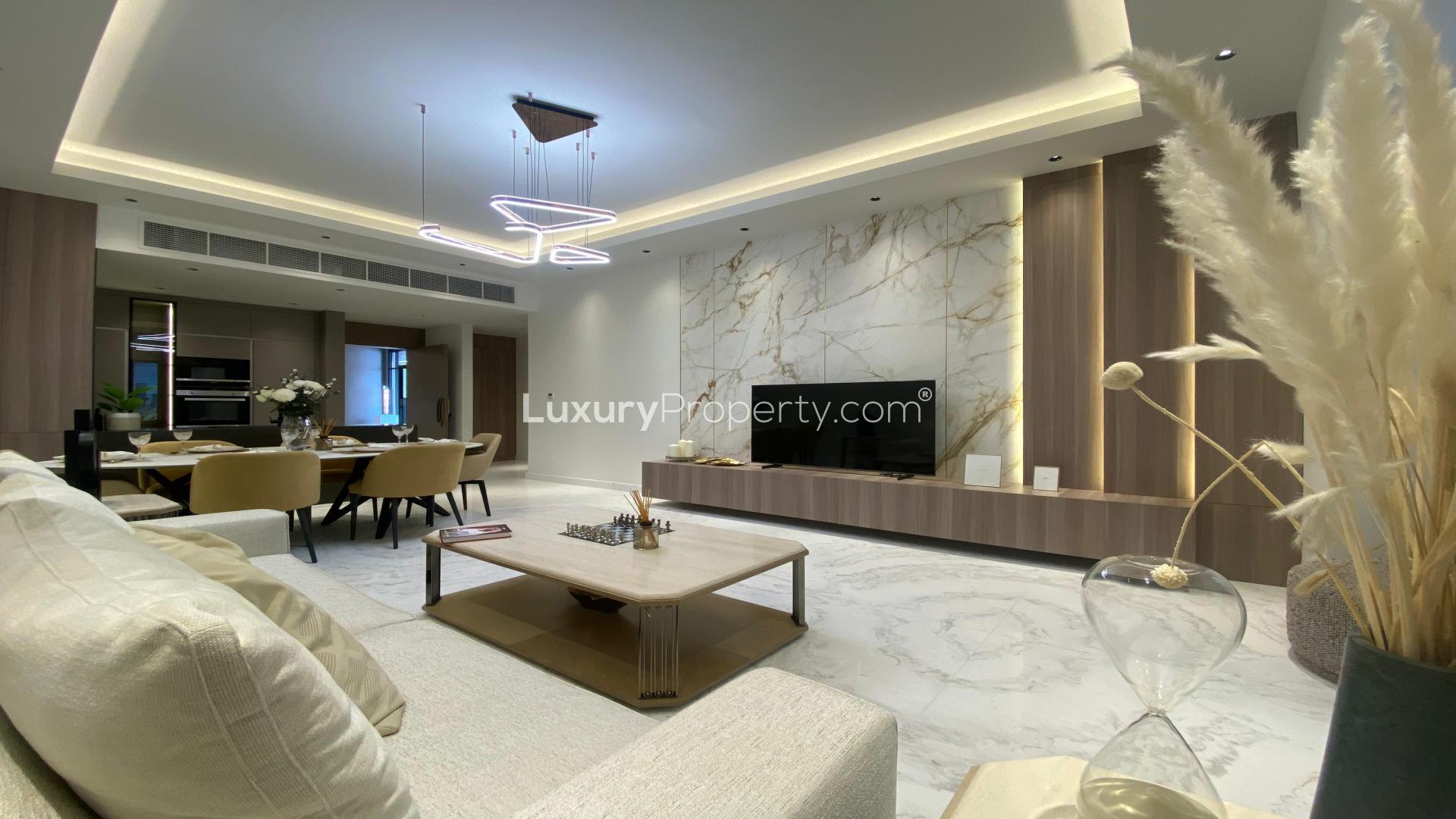 High-floor apartment kitchen and dining area in Aeternitas Tower, Dubai Marina