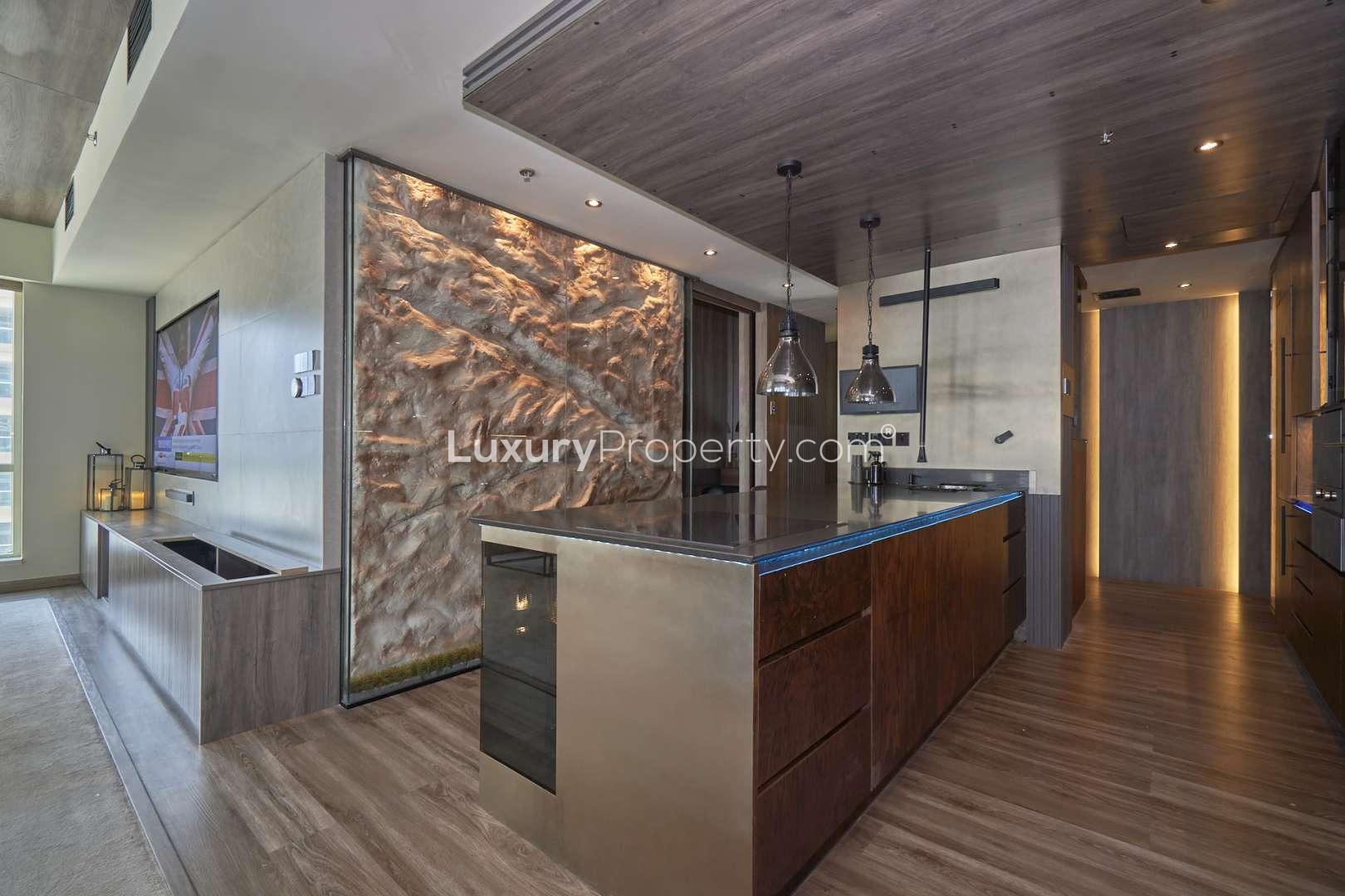 Fully upgraded kitchen and dining area in 1-bedroom apartment, Al Majara, Dubai Marina