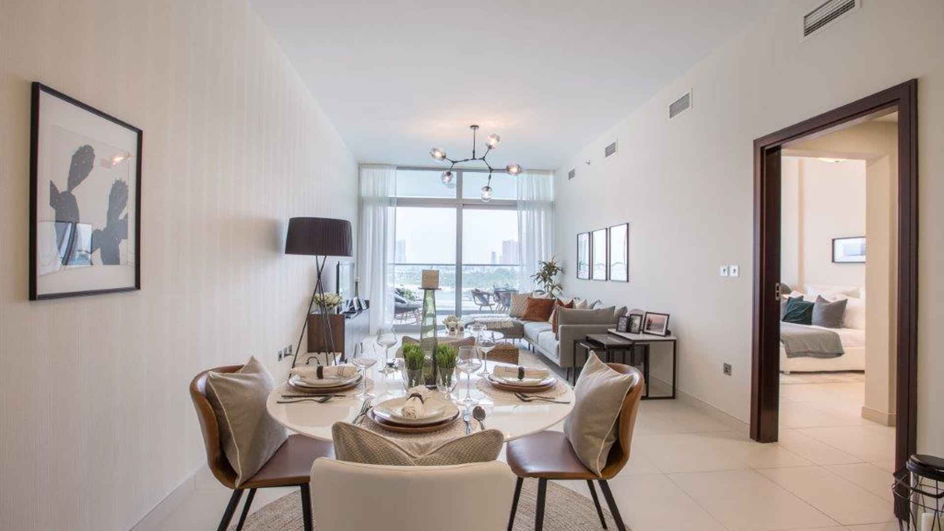 Chic living room in one-bed apartment, Azure Residences, Palm Jumeirah, Dubai, for sale