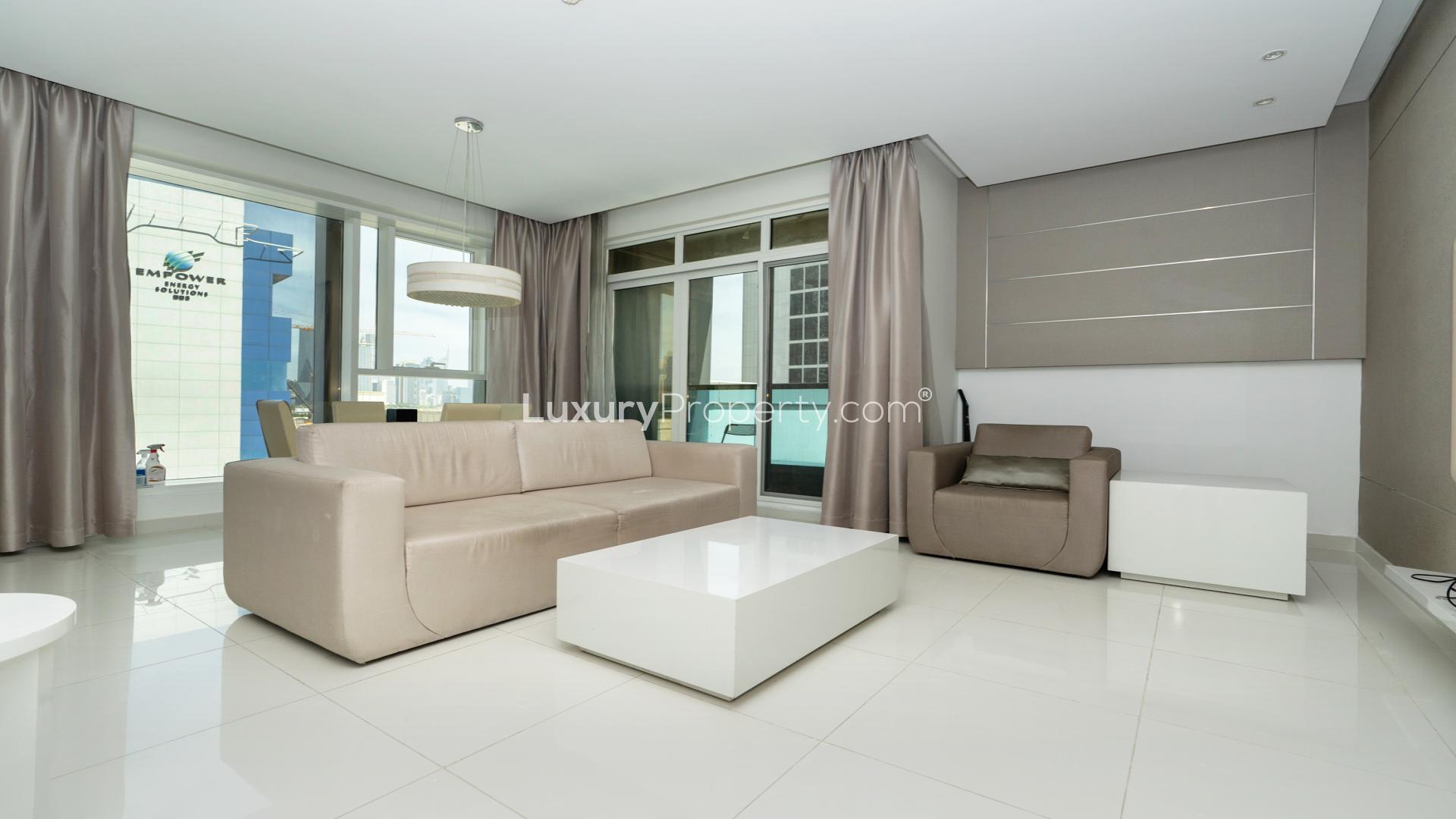 Modern kitchen in stylish 1-bedroom apartment at Damac Maison The Vogue, Business Bay