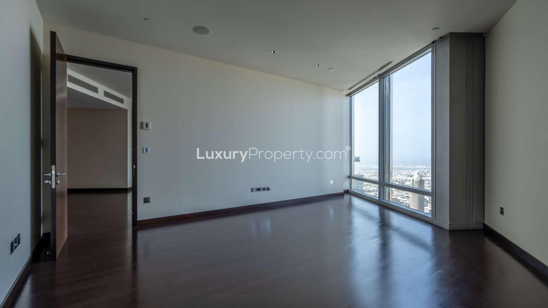 High floor Burj Khalifa apartment kitchen with granite countertops and modern appliances