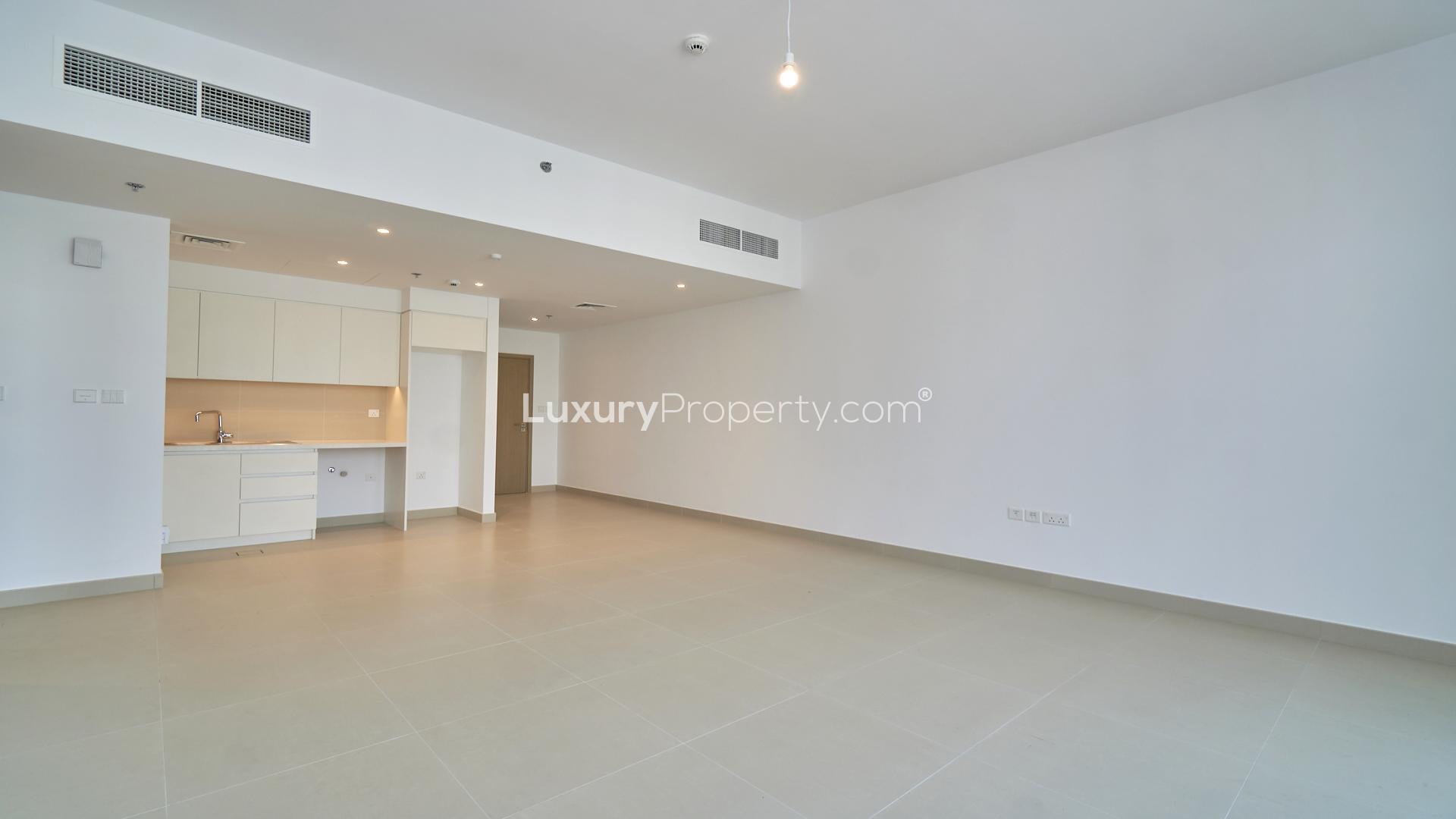 High floor 1-bedroom apartment interior in Creek Horizon, Dubai Creek Harbour for sale